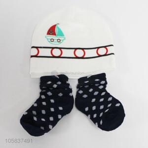 China Manufacturer Baby Hat and Socks Set