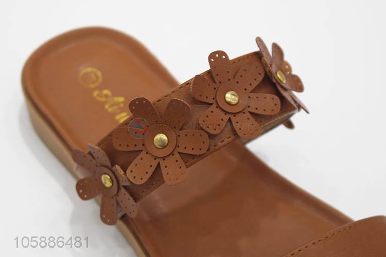 China suppliers chic ladies pu leather slippers with flowers