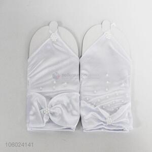 High quality popular white wedding gloves with pearls