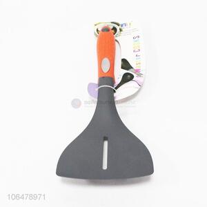 OEM custom household cooking supplies nylon fish spatula