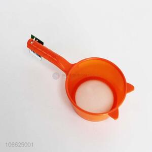 Promotional plastic mesh strainer colander with handle