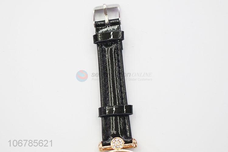 Fashion Ladies Watch With Colorful PU Watchband