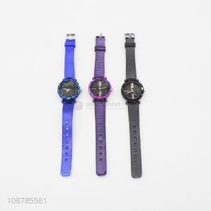 Wholesale Colorful Ladies Watch With PU Watchband