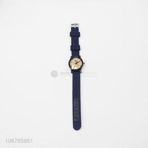 Unique Design Cloth Watchband Ladies Watch Fashion Accessories