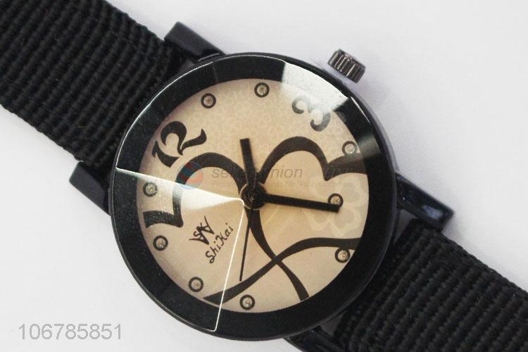 Hot Selling Cloth Watchband Watches Fashion Accessories