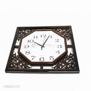 Factory Wholesale Retro Home Goods Decorative Plastic Wall Clock