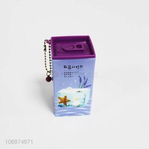 Low price 30pcs mini wet wipes in square cartoon canister