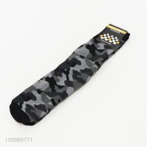 Latest arrival fashion camouflage color men winter crew socks