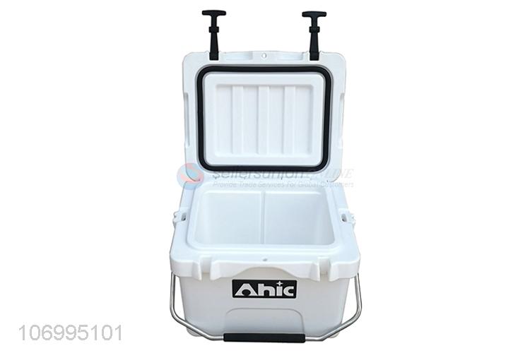 Suitable price 15L food grade enviromental material insulated box cooler box