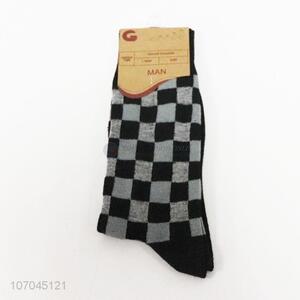 Hot sale men mid-calf length sock plaid winter crew socks