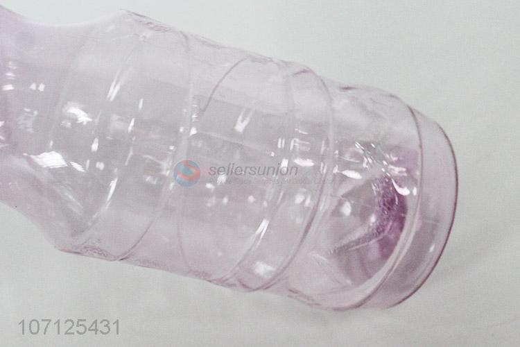 塑料水壶
