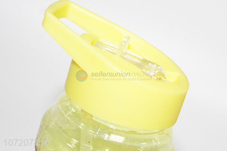 塑料水壶