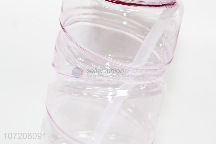 塑料水壶