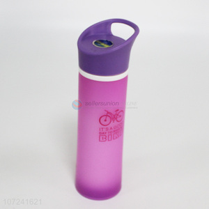 Fashion portable plastic water bottle heat preservation water bottle
