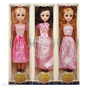 Unique design 22 inch movable eyes hollow doll dressed doll with IC and music