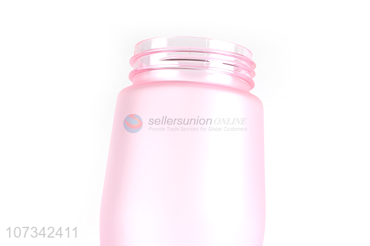 Creative Design 500ml Frosted Spray Cup Fashion Water Bottle