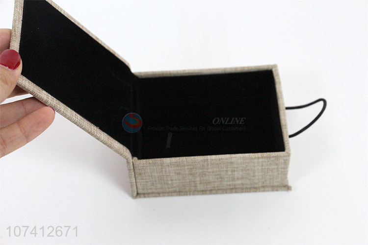 Most popular jewelry packaging box ring box with wooden buckle