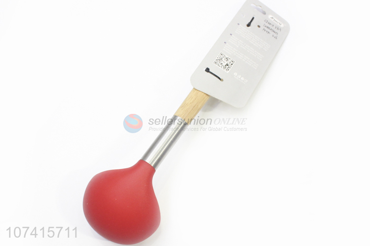 Competitive Price Cooking Long Handle Silicone Soup Ladle