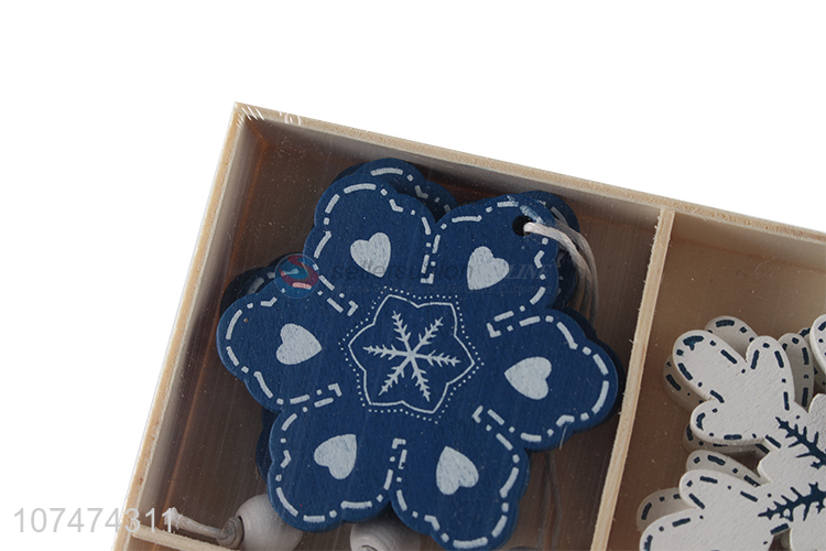 Most popular Christmas tree decoration colored wooden snowflake pendants