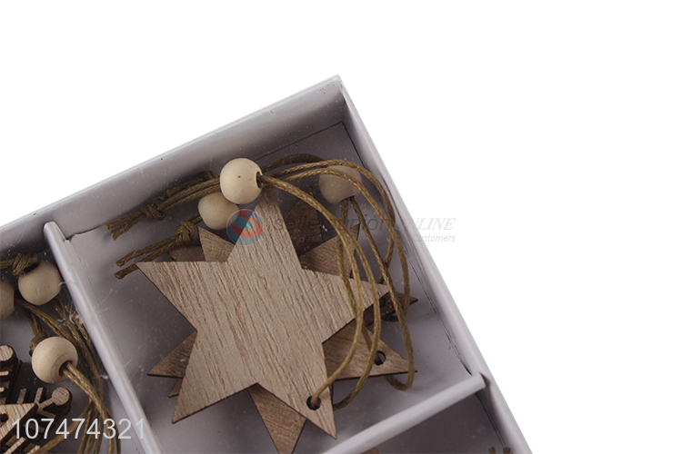 China factory Xmas decoration natural color hanging wooden ornaments