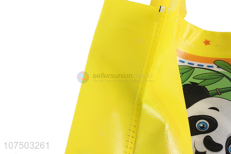 Factory Price panda pattern Portable Recycle Non-Woven Shopping Cheap Eco Friendly tote Bag