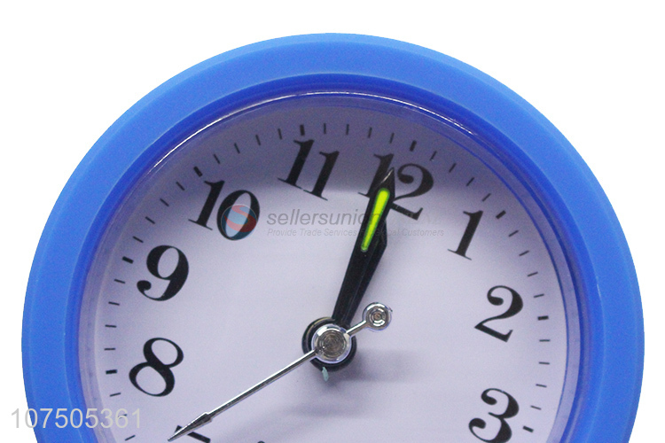 Bottom Price Battery Powered Simple Round Plastic Alarm Clock