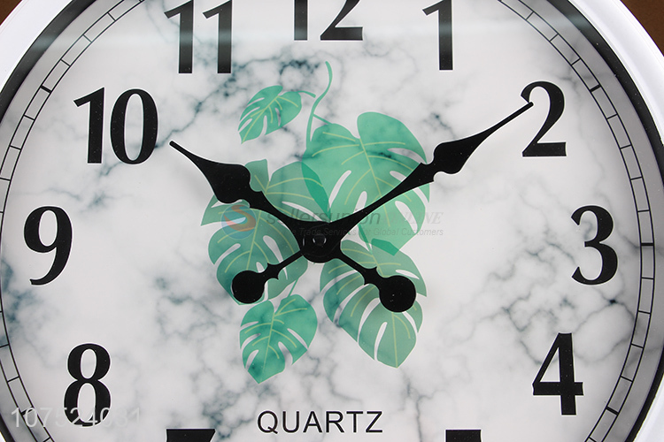 Creative design green plant leaf printed wall clock living room silent clock