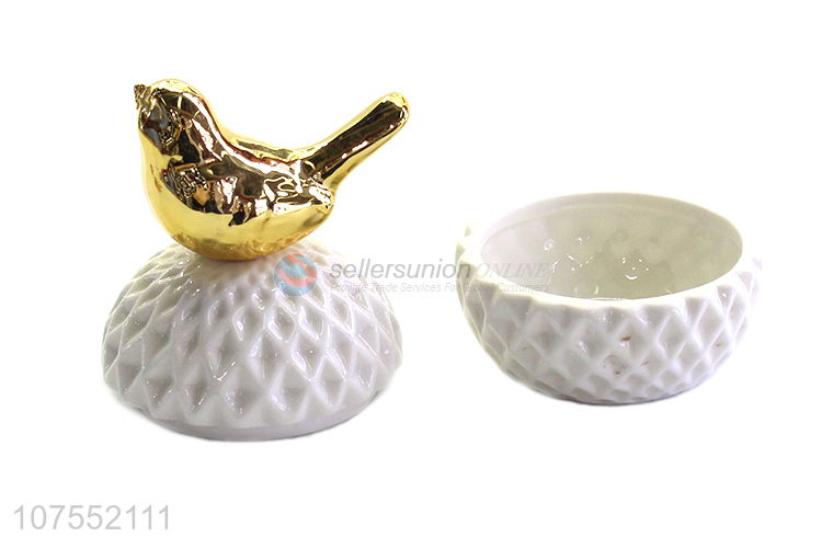 Unique Design White Ceramic Storage Jar With Gold Bird Decoration Lid