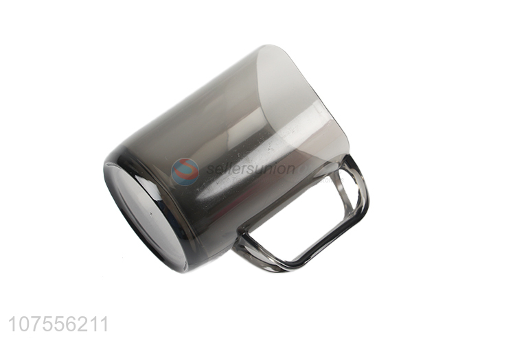 Hot Selling Plastic Cup Fashion Reusable Water Cup With Handle