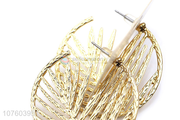 Latest arrival creative round leaf earrings fashion alloy earrings