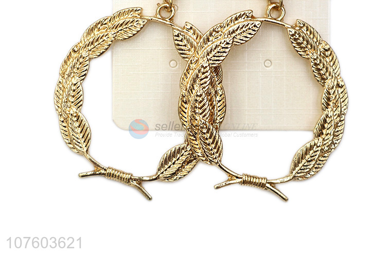 Factory price creative leaf hoop earrings shell alloy ear studs