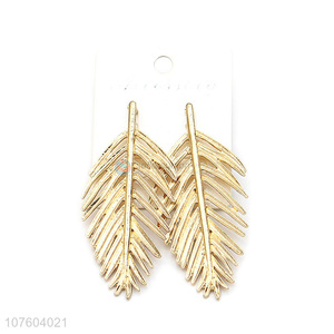 Good quality fashion leaf earrings personalized alloy earrings