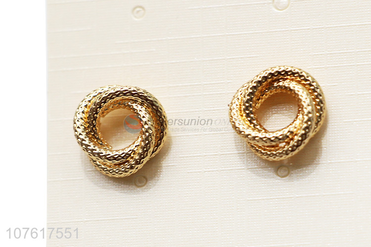 Popular Ornate Golden Metal Earring Fashion Ear Stud