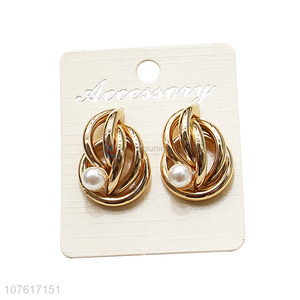 Good Quality Metal Ear Stud Ladies Earring For Sale