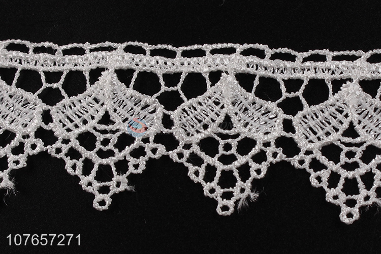 Lowest price good quality white lace trim for garment decoration