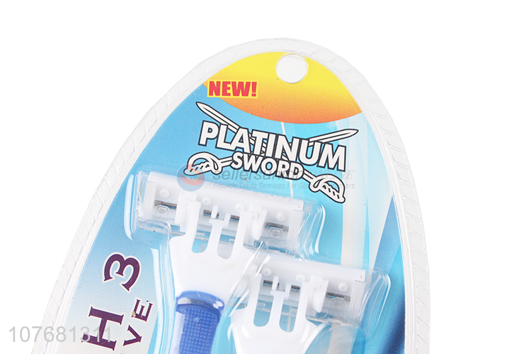 Safety triple blades round pivoting head shaving razors