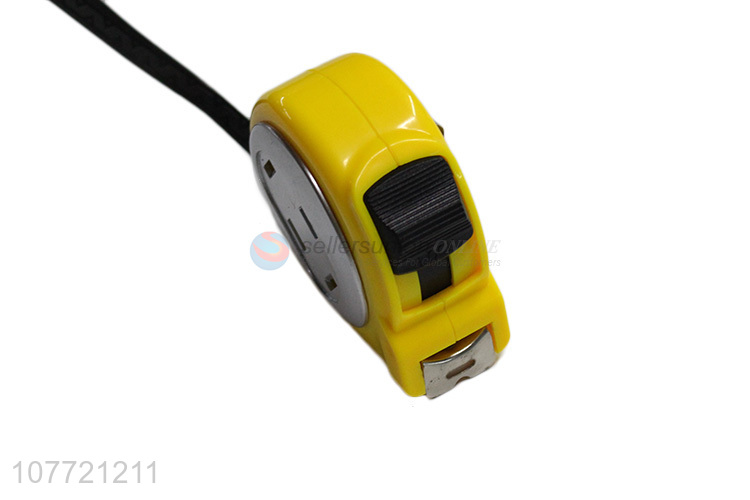 Robust design good quality tape measure with belt clip
