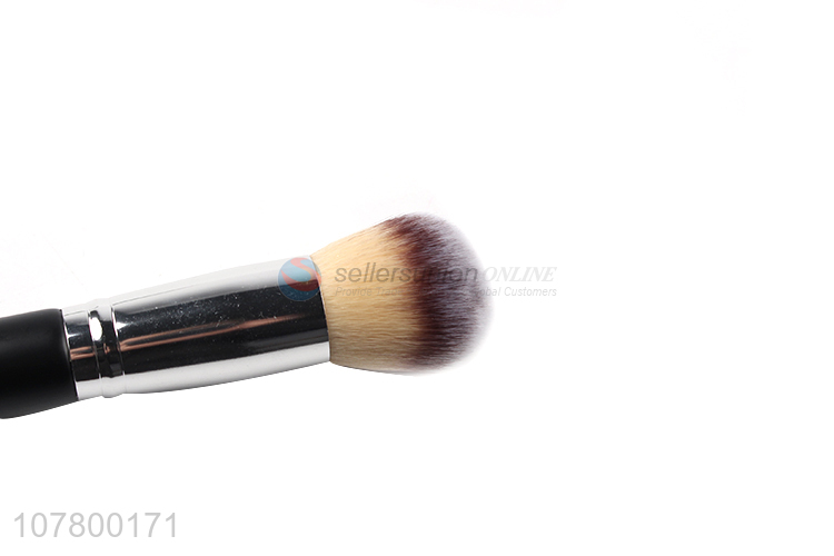 Most popular free sample cosmetic makeup brush powder brush