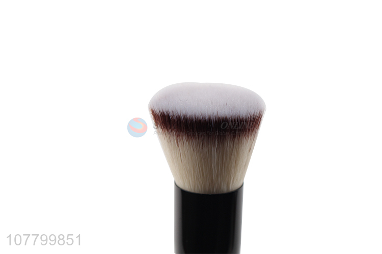 China wholesale cosmetic powder blush brush with wooden handle