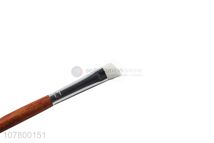 Online wholesale professional beauty supplies eyeshadow brush for makeup