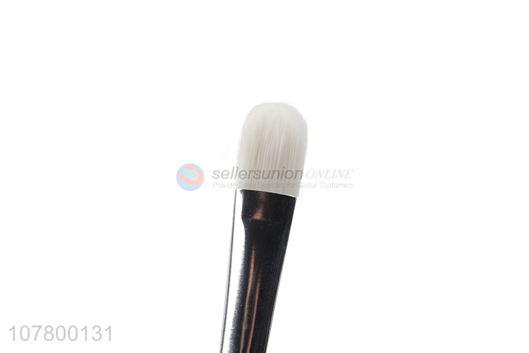 New products custom logo wooden handle cosmetic brush eyeshadow brush