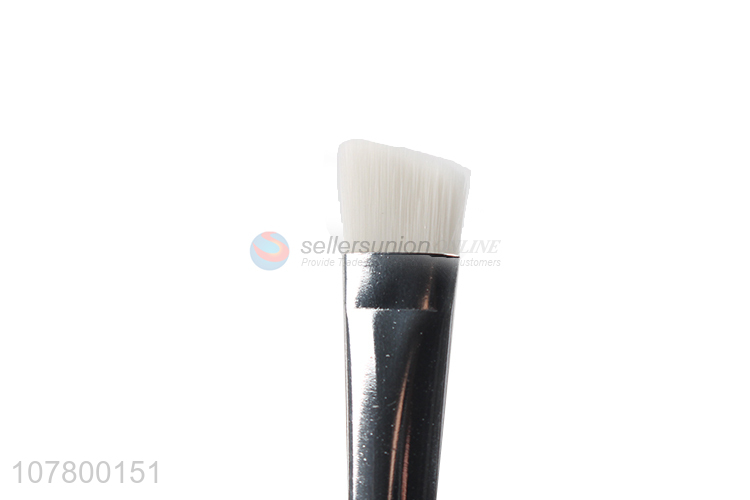 Online wholesale professional beauty supplies eyeshadow brush for makeup