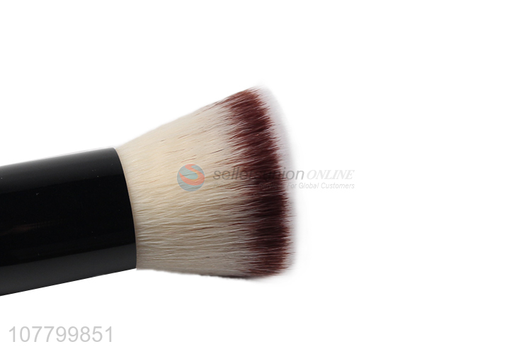 China wholesale cosmetic powder blush brush with wooden handle