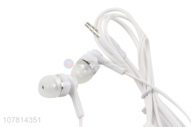 China factory wholesale white universal in-ear headphones