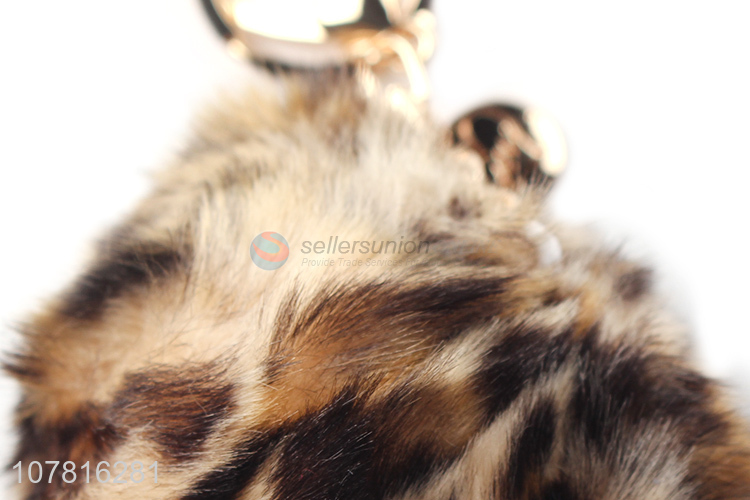 Factory direct sales leopard grain furry ball key chain