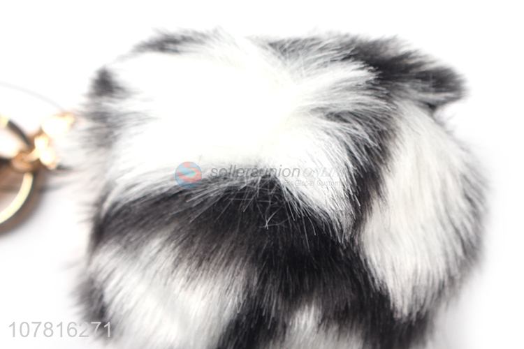 High quality soft accessory fuzzy ball key chain 