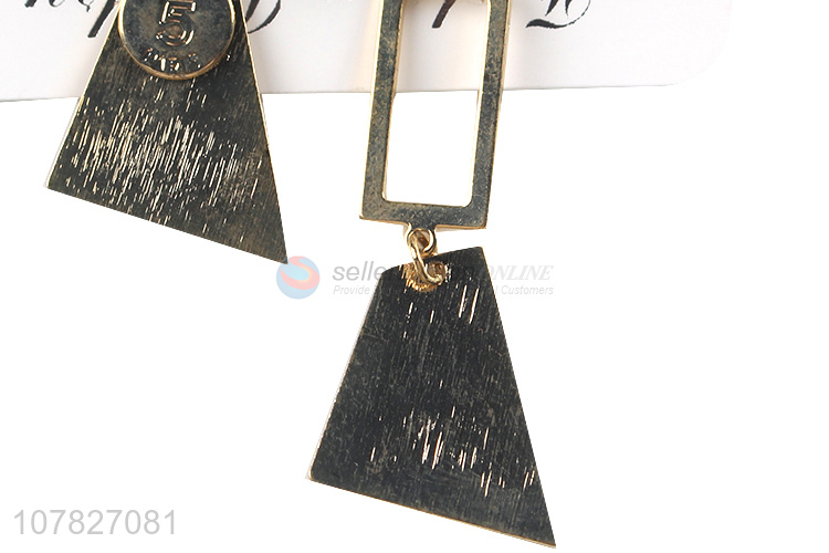 Cool Design Metal Pendant Earring Fashion Ladies Ear Ring