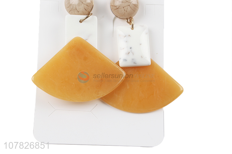 Hot Sale Fan Shaped Resin Pendant Dangle Earrings