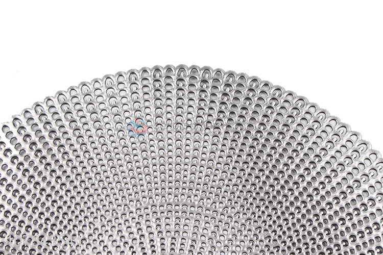 Creative fish bone pattern design silver round insulate placemat
