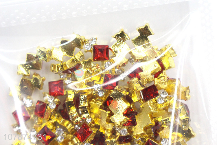 Wholesale Golden DIY Metal Nail Rhinestone Lady DIY Nail Art Accessories